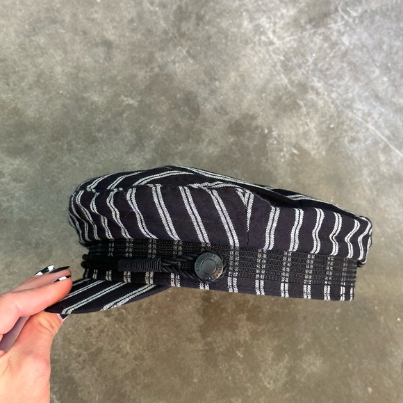 NWOT - Billabong Women’s Cap - Picture 2 of 9